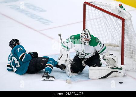Dallas Stars goaltender Braden Holtby (70) looks on against the New Jersey  Devils during the second period of an NHL hockey game Tuesday, Jan. 25,  2022, in Newark, N.J. (AP Photo/Adam Hunger Stock Photo - Alamy