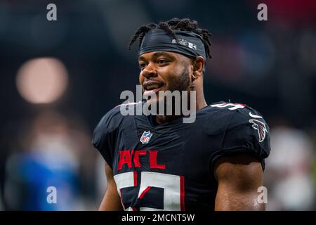 Atlanta Falcons linebacker Emmanuel Ellerbee (52) walks off the