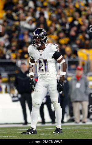 Baltimore Ravens cornerback Brandon Stephens (21) defends against the New  York Giants during an NFL football game Sunday, Oct. 16, 2022, in East  Rutherford, N.J. (AP Photo/Adam Hunger Stock Photo - Alamy