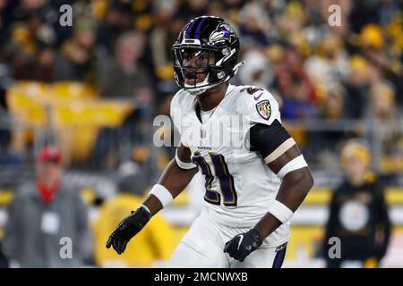 Baltimore Ravens cornerback Brandon Stephens (21) defends against the New  York Giants during an NFL football game Sunday, Oct. 16, 2022, in East  Rutherford, N.J. (AP Photo/Adam Hunger Stock Photo - Alamy