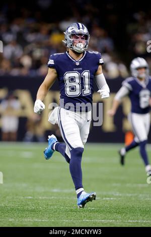 Wide receiver (81) Simi Fehoko of the Dallas Cowboys warms up