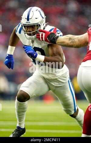 Indianapolis Colts linebacker Bobby Okereke (58) lines up on defense during  an NFL football game against the Washington Commanders, Sunday, Oct. 30,  2022, in Indianapolis. (AP Photo/Zach Bolinger Stock Photo - Alamy