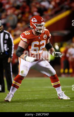 Kansas City Chiefs guard Joe Thuney (62) takes his stance during