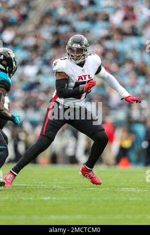 Atlanta Falcons linebacker Brandon Copeland (51) lines up on defense during  an NFL football game against the Carolina Panthers, Sunday, Dec. 12, 2021,  in Charlotte, N.C. (AP Photo/Brian Westerholt Stock Photo - Alamy