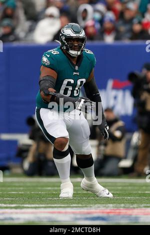 Philadelphia, Pennsylvania, USA. 21st Oct, 2018. Philadelphia Eagles  offensive tackle Jordan Mailata (68) poses with Carolina Panthers defensive  end Efe Obada (94) during the NFL game between the Carolina Panthers and the