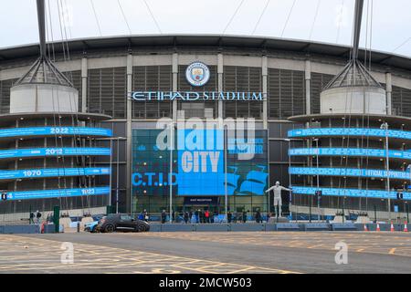 Manchester, UK. 22nd Jan, 2023. Outside the Etihad Stadium ahead of the Premier League match Manchester City vs Wolverhampton Wanderers at Etihad Stadium, Manchester, United Kingdom, 22nd January 2023 (Photo by Conor Molloy/News Images) in Manchester, United Kingdom on 1/22/2023. (Photo by Conor Molloy/News Images/Sipa USA) Credit: Sipa USA/Alamy Live News Stock Photo
