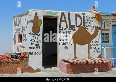 Bedouin Coffee Shop On The Kings Highway Overlooking Wadi Mujib, Jordan Stock Photo