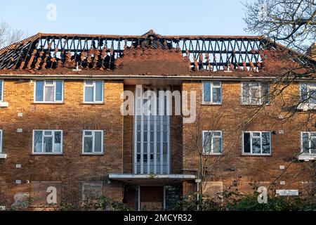 The remains of an apartment building which has been destroyed by fire, Southend Road, Beckenham, London, UK.  21 Jan 2023 Stock Photo