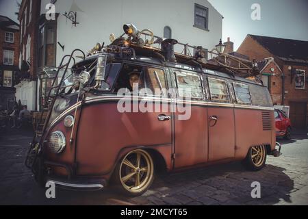 steampunk camperbus 