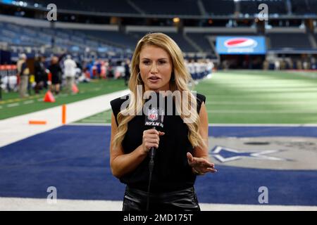 NFL Network reporter Jane Slater reports from an NFL football game ...