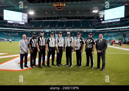 NFL officials from left to right: Replay assistant Meddie Kalegi, side  judge Keith Washington, back judge Tony Josselyn, line judge Kevin Codey,  umpire Mark Pellis, referee Ron Torbert, line judge Mark Steinkerchner