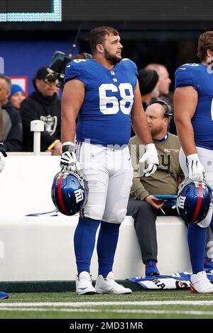 New York Giants guard Ben Bredeson (68) celebrates while leaving