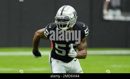 Las Vegas Raiders linebacker Denzel Perryman (52) in coverage during an NFL  football game against the New York Giants, Sunday, Nov. 7, 2021, in East  Rutherford. N.J. The New York Giants defeated