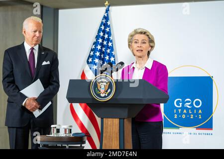 Reportage: President Joe Biden and European Commission President Ursula von der Leyen speak at press conference, Sunday, October 31, 2021, at La Nuvola Convention Center in Rome Stock Photo