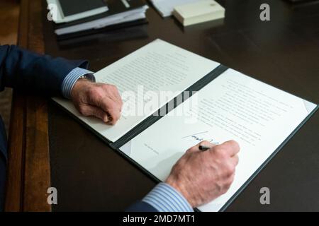 Reportage: President Joe Biden signs an executive order on promoting access to voting on the 56th anniversary of Bloody Sunday Saturday, March 6, 2021, in the Treaty Room of the White House Stock Photo