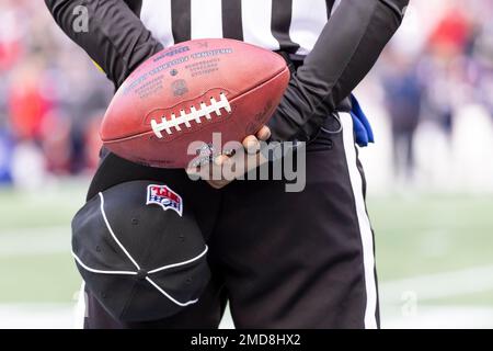 Baltimore Ravens defensive backs chase back judge Greg Yette to protest an  interference call in the second quarter of the Ravens-Arizona Cardinals game  at University of Phoenix Stadium in Glendale, Arizona, October