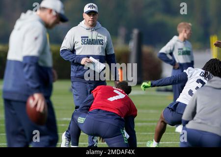 Seahawks OC Shane Waldron talks where Geno Smith can grow - Seattle Sports