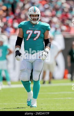 Green Bay, WI, USA. 11th Nov, 2018. Green Bay Packers defensive end Mike  Daniels #76 reacts toward Miami Dolphins offensive guard Jesse Davis #77  during the NFL Football game between the Miami