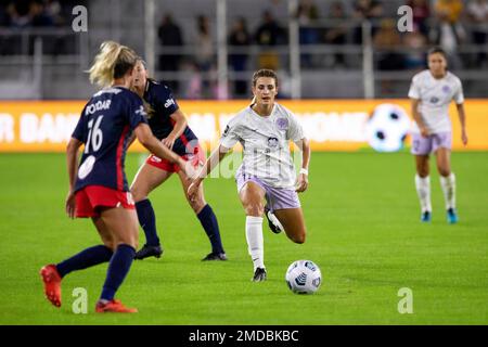 Washington Spirit forward Trinity Rodman (2) runs against the Racing  Louisville FC during an NWSL Challenge Cup soccer match, Thursday, April  15, 2021, in Washington. (AP Photo/Will Newton Stock Photo - Alamy