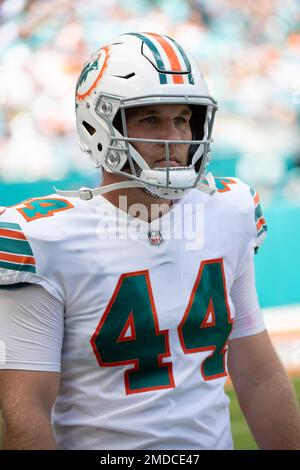 Dolphins bludgeon Eagles 48-10 in the final preseason game of 2022