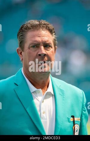 Dan Marino returns to Dolphins as 'special adviser'