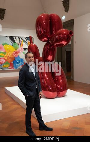 Artwork Spotlight: Jeff Koons' Balloon Dog