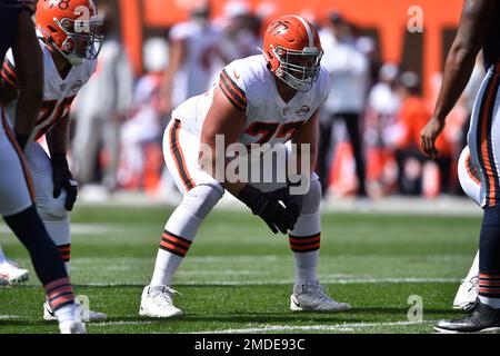 Cleveland Browns guard Wyatt Teller (77) stands on the sideline during an  NFL football game against the Cincinnati Bengals, Sunday, Sep. 10, 2023, in  Cleveland. (AP Photo/Kirk Irwin Stock Photo - Alamy