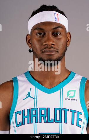 Charlotte hornets jersey Stock Vector Images - Alamy