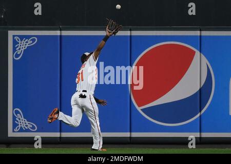 Cedric Mullins' diving catch, 06/27/2022