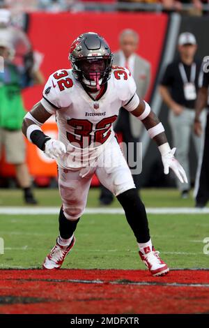 Tampa Bay Buccaneers safety Mike Edwards (32) awaits the snap