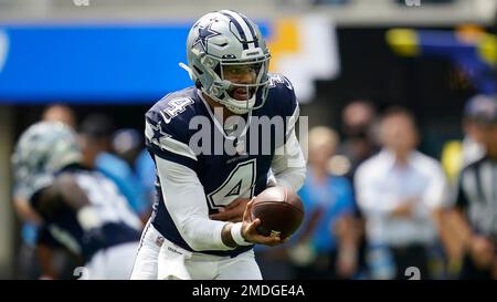 Photo: Dallas Cowboys Dak Prescott gets sacked by Los Angeles Rams Tanzel  Smart and Michael Brockers - ARL2017100112 