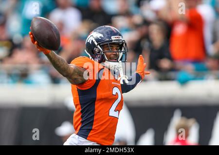 Denver, USA. October 23, 2022: Denver Broncos cornerback Pat Surtain II (2)  drops back in coverage during the second half of the football game between  the Denver Broncos and New York Jets.