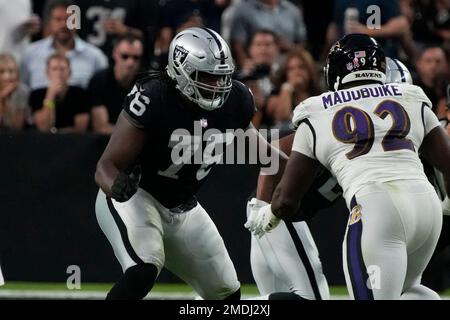 Las Vegas Raiders: John Simpson could be the answer at right guard in 2021