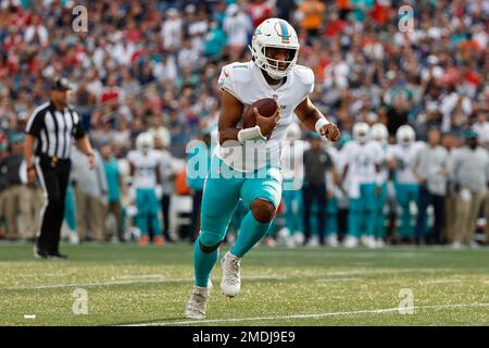 Miami Dolphins quarterback Tua Tagovailoa (1) throws the ball during an NFL  football game against the New England Patriots, Sunday, Jan. 9, 2022, in  Miami Gardens, Fla. (AP Photo/Doug Murray Stock Photo - Alamy