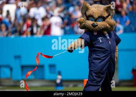 T-Rac, the Tennessee Titans mascot, performs before a preseason NFL  football game between the Titans and the Pittsburgh Steelers Sunday, Aug.  25, 2019, in Nashville, Tenn. (AP Photo/James Kenney Stock Photo 