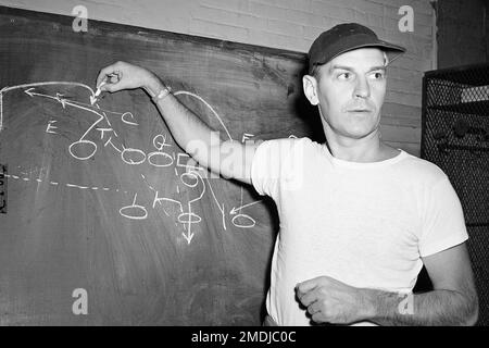 FILE- In this Sept. 26, 1947, file photo, Cleveland Browns coach Paul Brown  diagrams one of his pass plays on the blackboard in Cleveland. Brown never  saw color, and in 1946 he recruited Marion Motley and Bill Willis for his  Cleveland team in the All
