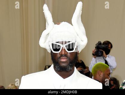 Kendall Jenner and Virgil Abloh attending the Metropolitan Museum of Art  Costume Institute Benefit Gala 2018 in New York, USA Stock Photo - Alamy