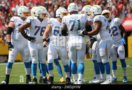 Dallas Cowboys players huddle up during an NFL football game against the  Washington Commanders, Sunday, January 8, 2023 in Landover. (AP  Photo/Daniel Kucin Jr Stock Photo - Alamy