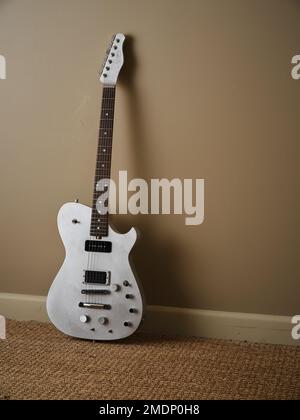 Manson Guitar Works Matt Bellamy DL-0R electric guitar Stock Photo