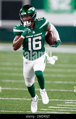 November 28, 2021: New York Jets wide receiver Jeff Smith (16) stands on  the sideline during the 2nd quarter of an NFL football game between the New  York Jets and the Houston