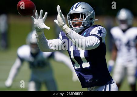 Dallas Cowboys linebacker Micah Parsons (11) before an NFL divisional round  playoff football game against the San Francisco 49ers in Santa Clara,  Calif., Sunday, Jan. 22, 2023. (AP Photo/Godofredo A. Vásquez Stock