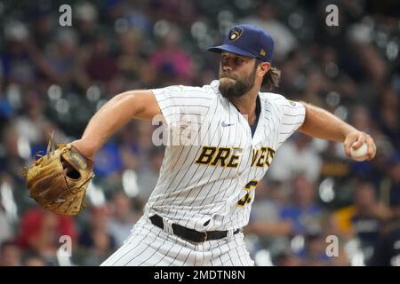 Milwaukee Brewers' Daniel Norris throws during the eighth inning