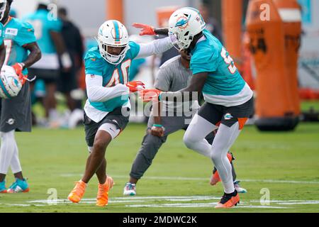 Dolphins CB Nik Needham hosts youth football camp in California