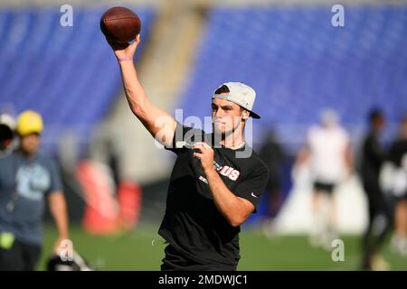 Baltimore Ravens quarterback Trace McSorley works out prior to an NFL  preseason football game against the New Orleans Saints, Saturday, Aug. 14,  2021, in Baltimore. (AP Photo/Nick Wass Stock Photo - Alamy