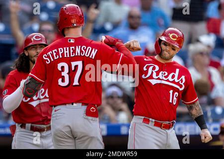 Tucker Barnhart 'always someone' Tyler Stephenson can rely on