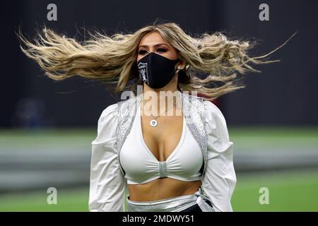 Las Vegas Raiderettes cheerleaders perform during an NFL preseason football  game against the Seattle Seahawks, Saturday, Aug. 14, 2021, in Las Vegas.  (AP Photo/Steve Marcus Stock Photo - Alamy