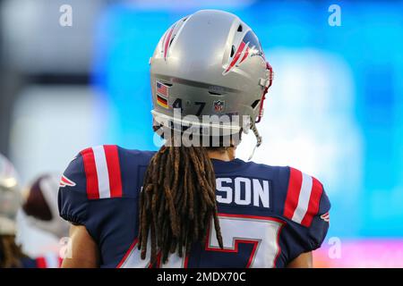 https://l450v.alamy.com/450v/2mdx70c/new-england-patriots-fullback-jakob-johnson-47-wears-an-international-players-decal-of-the-flag-of-germany-on-the-back-of-his-helmet-prior-to-an-nfl-preseason-football-game-against-the-washington-football-team-thursday-aug-12-2021-in-foxborough-mass-ap-photostew-milne-2mdx70c.jpg