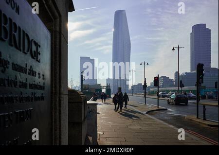 22 Jan 2023 - LondonUK: View across blackfriars bridge, London to the One Blackfriars Building on sunny winter day and blurred plaque Stock Photo