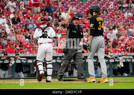 Pittsburgh Pirates' Michael Chavis (2) races to first base to force out  Tampa Bay Rays' Ji-Man Choi (26) during the first inning of a baseball game  Saturday, June 25, 2022, in St.