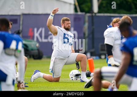 Indianapolis Colts guard Danny Pinter (63) walks off the field after an NFL  football game against the Miami Dolphins, Sunday, Oct. 3, 2021, in Miami  Gardens, Fla. (AP Photo/Doug Murray Stock Photo - Alamy